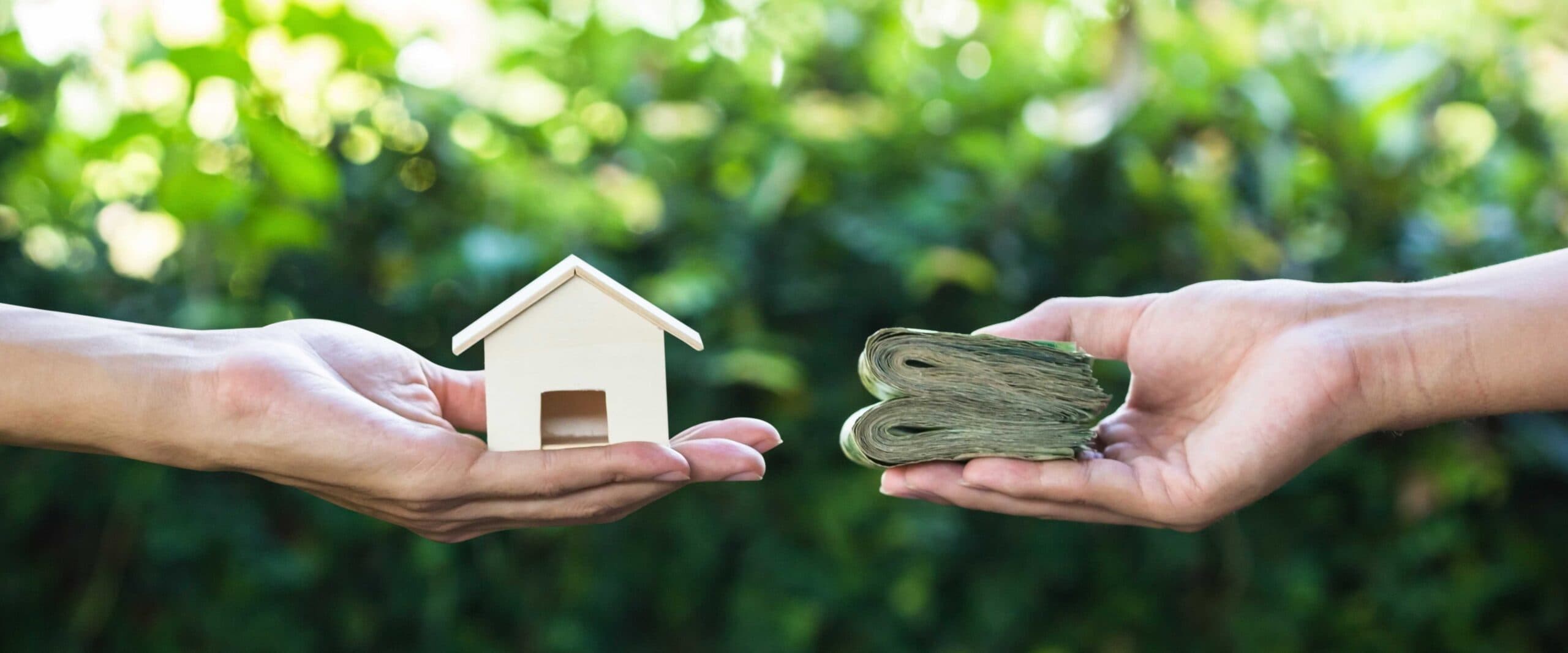 Nabízí atraktivní úrokové sazby a dlouhodobé financování, což je bezpečná investice do vlastního bydlení.